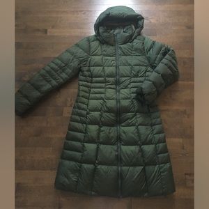 Dark Green North Face Long Puffer Coat - M